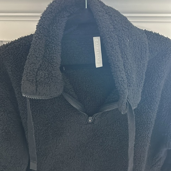 athleta fuzzy 1/4 zip - Picture 2 of 5